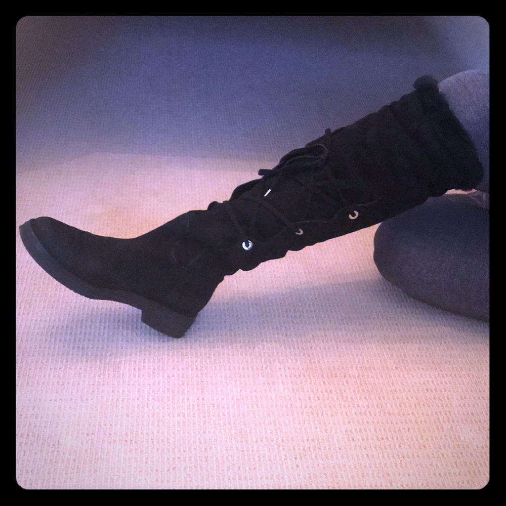 Loro Piana high suede lace up boots, crepe sole